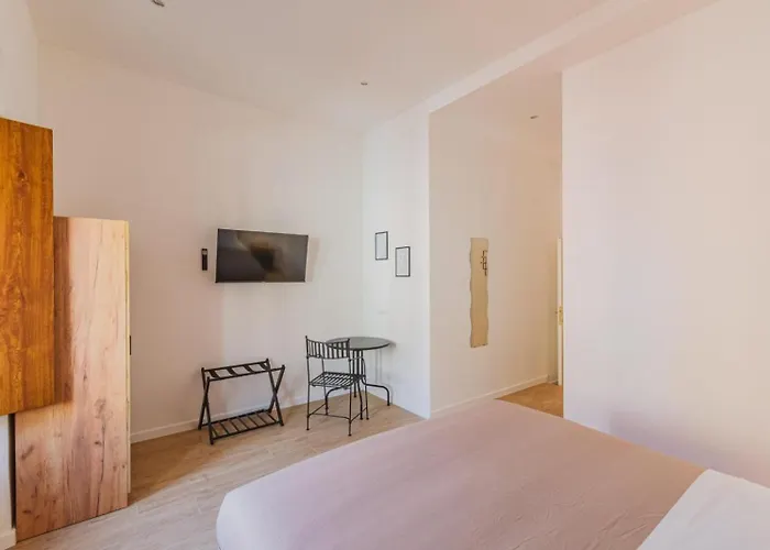 Le Stanze Di Catone Гостевой дом 4*